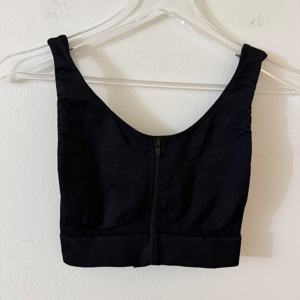 NUX Black Seamless Zip Front Sports Bra Tank‎ Top Size S